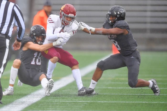 Tualatin.Central-Catholic.6A-football-final.Leon-Neuschwander.30